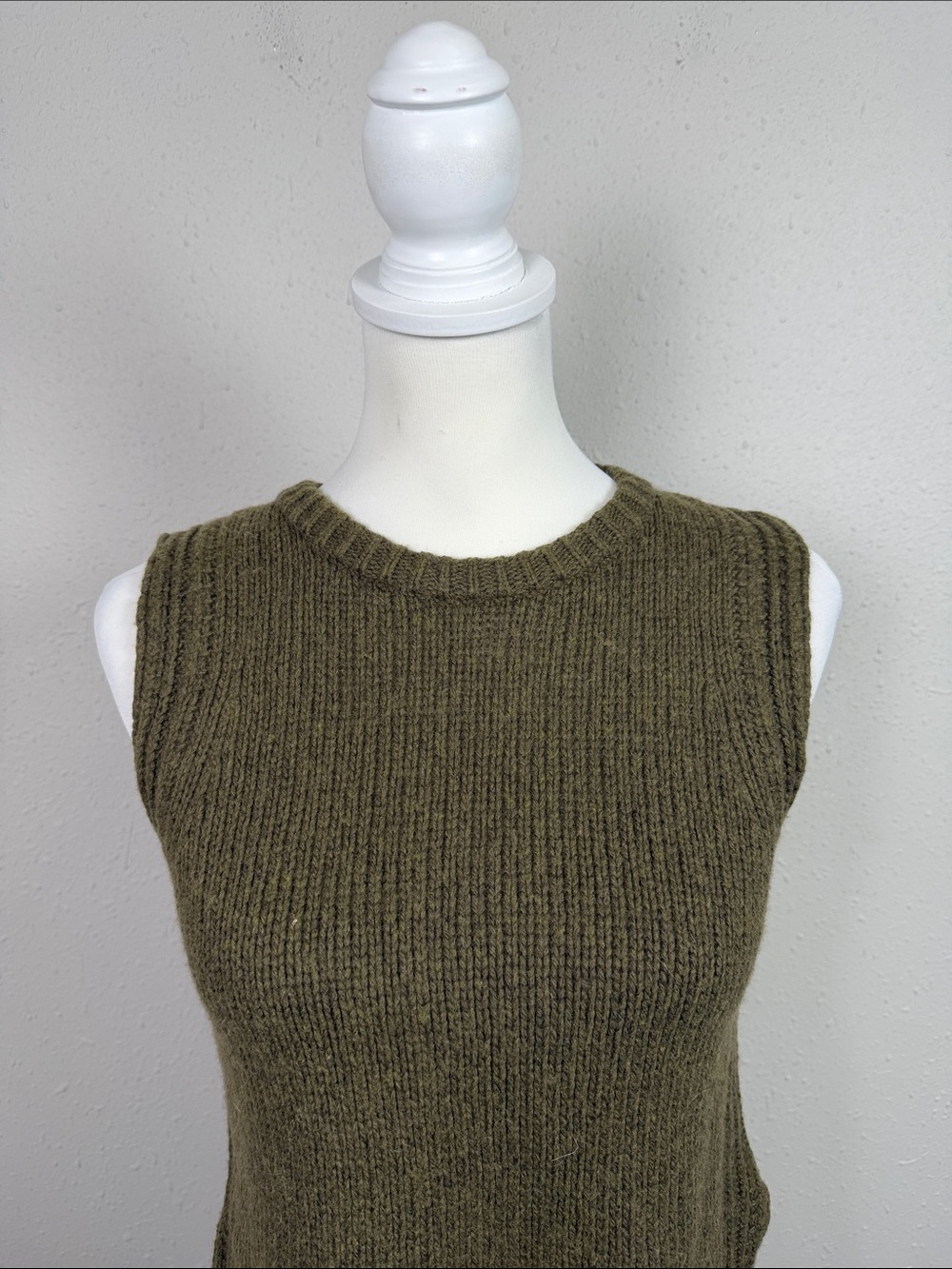 Madewell Olive Green Sleeveless Sweater Tank Merino Wool Alpaca Blend Size Small - Picture 7 of 9